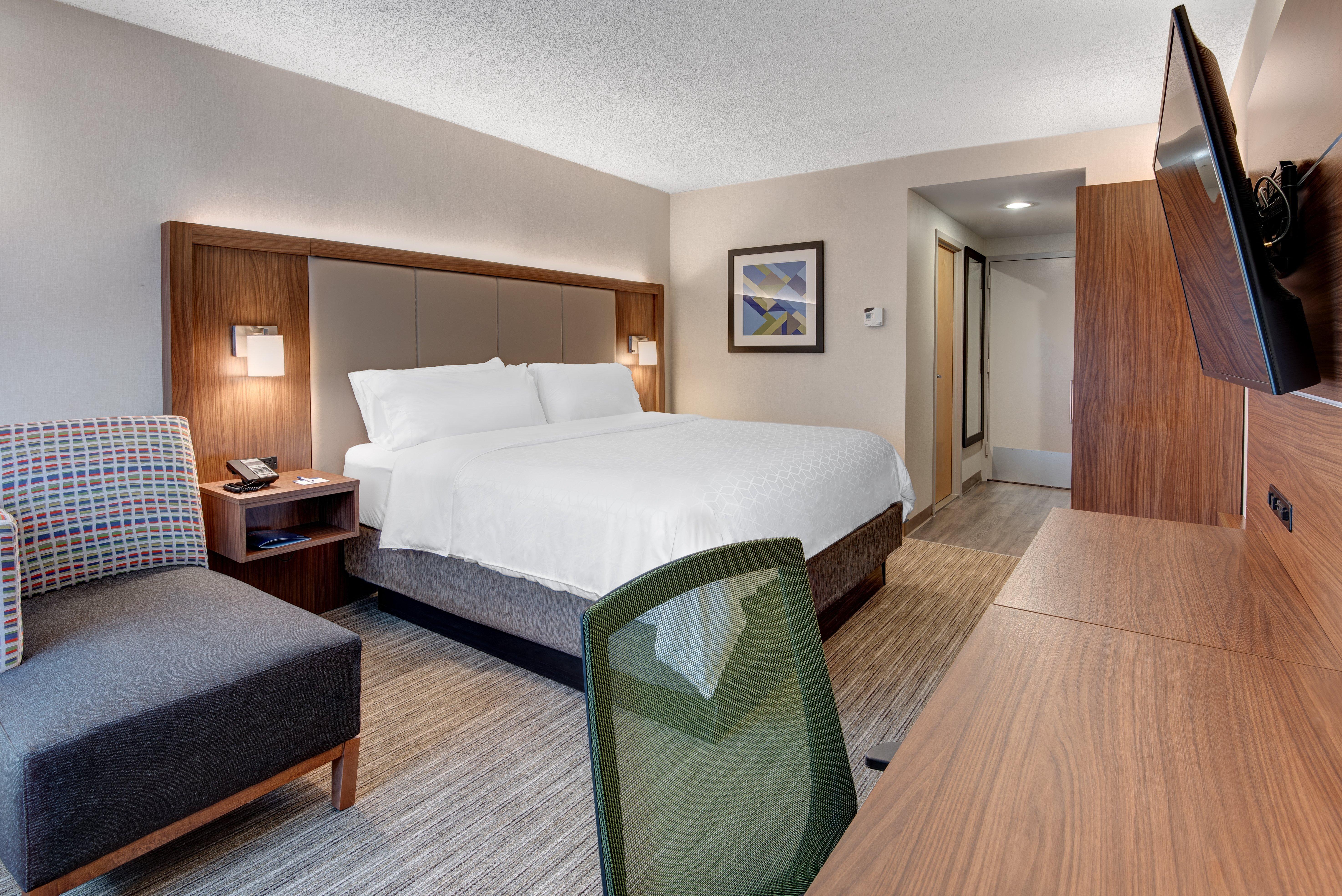 Holiday Inn Express & Suites West Long Branch - Eatontown By Ihg Exterior foto