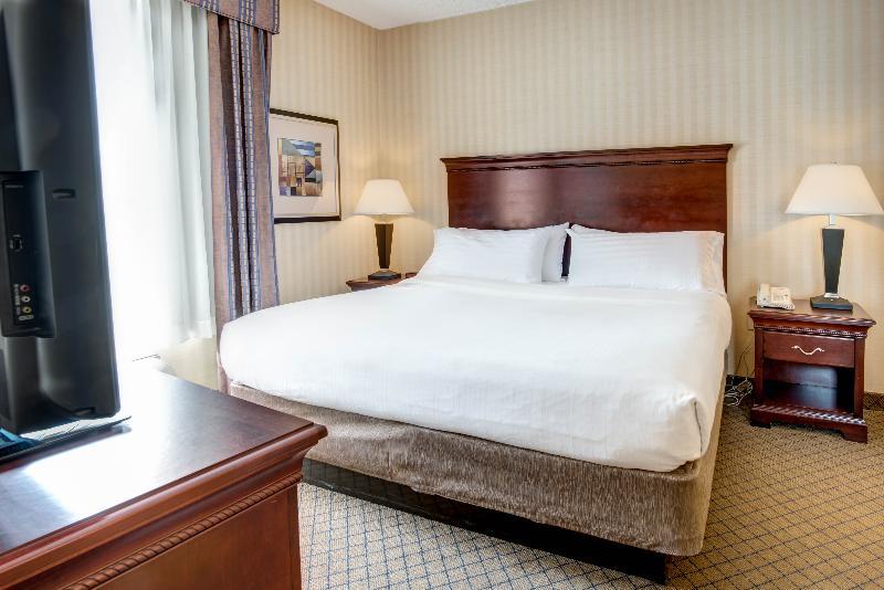 Holiday Inn Express & Suites West Long Branch - Eatontown By Ihg Exterior foto