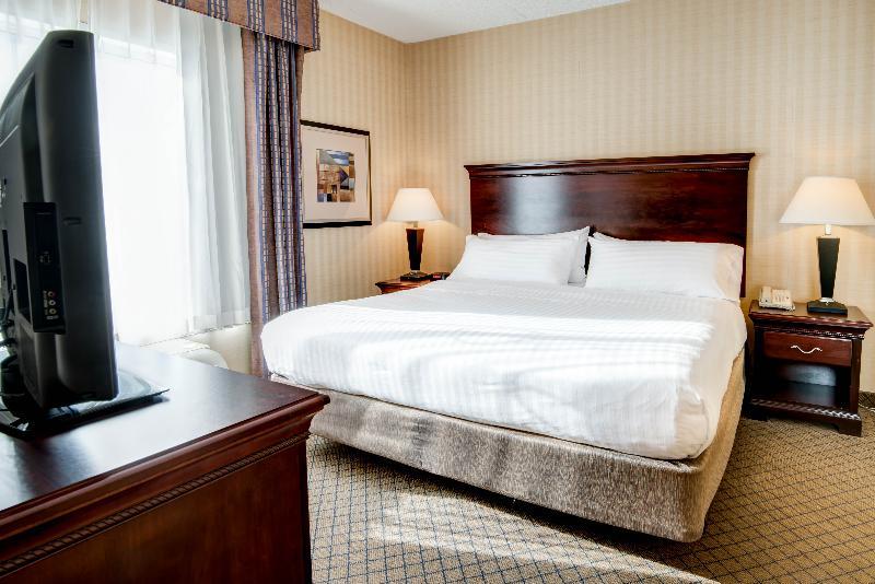 Holiday Inn Express & Suites West Long Branch - Eatontown By Ihg Exterior foto